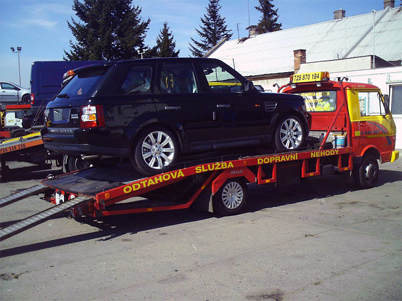 Odtahová služba při manipulaci s vozidlem